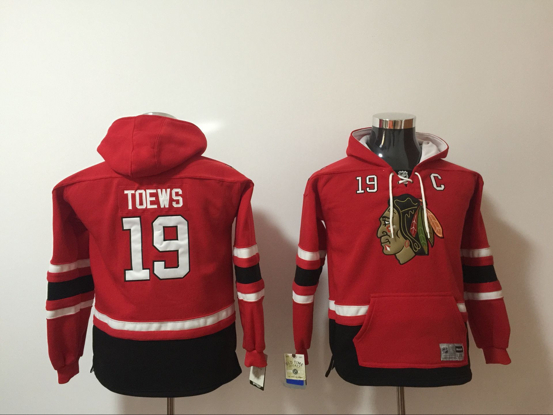 Youth 2017 NHL Chicago Blackhawks 19 Toews red hoodie